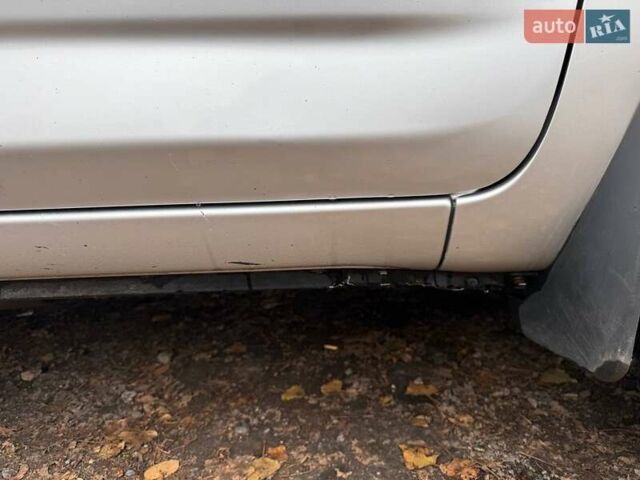 Серый Тойота РАВ 4, объемом двигателя 2 л и пробегом 80 тыс. км за 12600 $, фото 46 на Automoto.ua