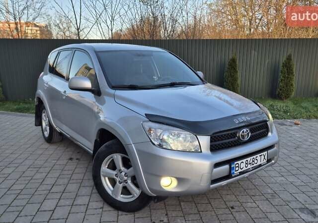 Серый Тойота РАВ 4, объемом двигателя 2.23 л и пробегом 293 тыс. км за 7999 $, фото 24 на Automoto.ua
