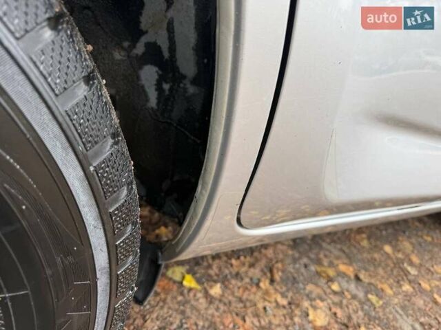 Серый Тойота РАВ 4, объемом двигателя 2 л и пробегом 80 тыс. км за 12600 $, фото 48 на Automoto.ua