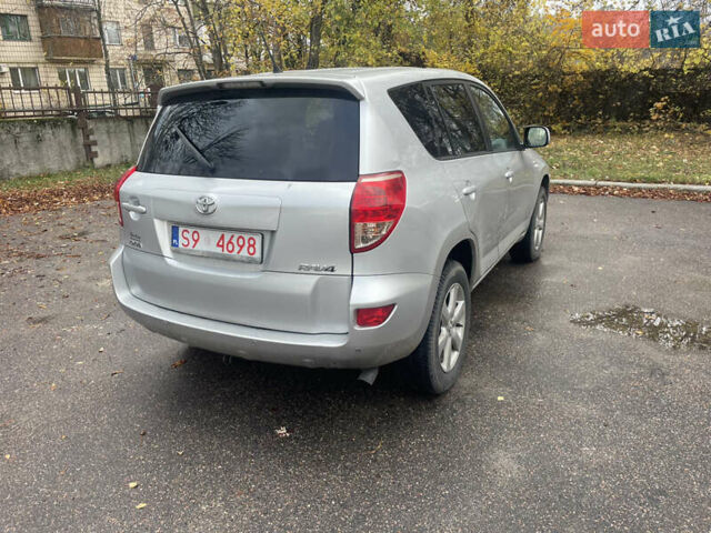 Серый Тойота РАВ 4, объемом двигателя 2.2 л и пробегом 239 тыс. км за 5700 $, фото 4 на Automoto.ua