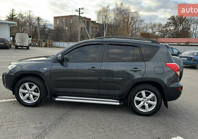 Сірий Тойота РАВ 4, об'ємом двигуна 2 л та пробігом 90 тис. км за 12300 $, фото 5 на Automoto.ua