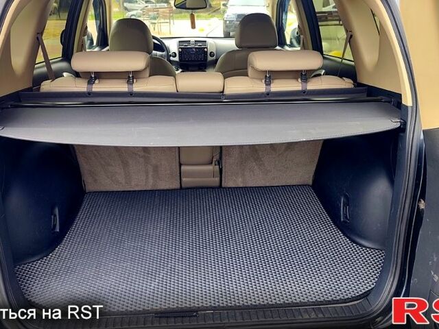 Серый Тойота РАВ 4, объемом двигателя 2 л и пробегом 191 тыс. км за 9500 $, фото 8 на Automoto.ua