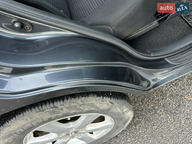 Серый Тойота РАВ 4, объемом двигателя 2 л и пробегом 213 тыс. км за 9999 $, фото 39 на Automoto.ua