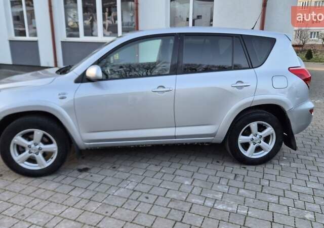 Серый Тойота РАВ 4, объемом двигателя 2.23 л и пробегом 293 тыс. км за 7999 $, фото 11 на Automoto.ua