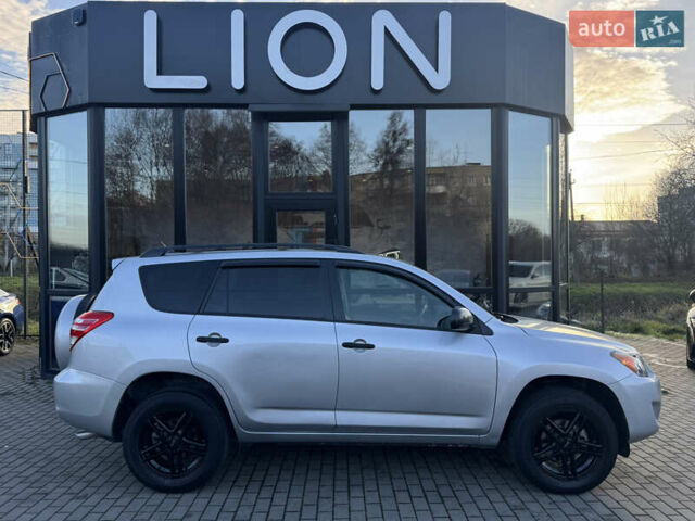 Сірий Тойота РАВ 4, об'ємом двигуна 2.5 л та пробігом 251 тис. км за 9499 $, фото 4 на Automoto.ua