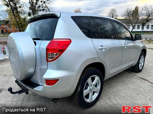 Сірий Тойота РАВ 4, об'ємом двигуна 2.2 л та пробігом 175 тис. км за 9650 $, фото 5 на Automoto.ua