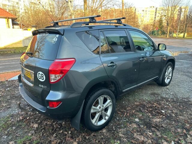 Серый Тойота РАВ 4, объемом двигателя 2.2 л и пробегом 290 тыс. км за 5000 $, фото 4 на Automoto.ua