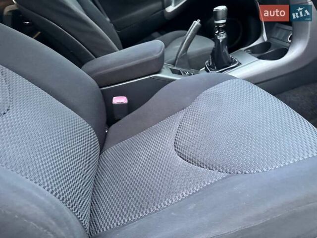 Сірий Тойота РАВ 4, об'ємом двигуна 2.23 л та пробігом 175 тис. км за 9650 $, фото 30 на Automoto.ua