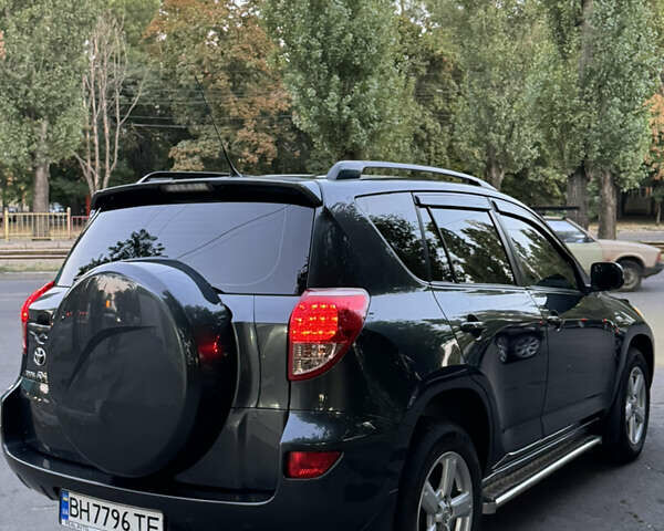 Серый Тойота РАВ 4, объемом двигателя 2.23 л и пробегом 217 тыс. км за 10900 $, фото 7 на Automoto.ua