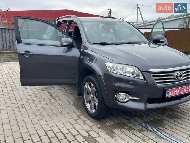 Серый Тойота РАВ 4, объемом двигателя 2.2 л и пробегом 288 тыс. км за 13200 $, фото 36 на Automoto.ua