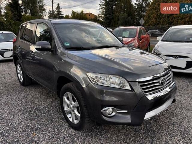 Сірий Тойота РАВ 4, об'ємом двигуна 2 л та пробігом 137 тис. км за 7700 $, фото 9 на Automoto.ua