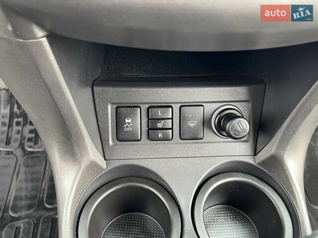 Серый Тойота РАВ 4, объемом двигателя 2.2 л и пробегом 288 тыс. км за 13200 $, фото 14 на Automoto.ua