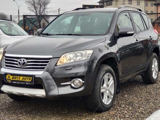 Серый Тойота РАВ 4, объемом двигателя 2.2 л и пробегом 168 тыс. км за 14100 $, фото 2 на Automoto.ua