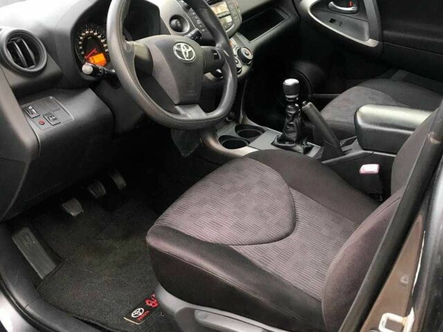 Серый Тойота РАВ 4, объемом двигателя 2.2 л и пробегом 240 тыс. км за 12300 $, фото 14 на Automoto.ua