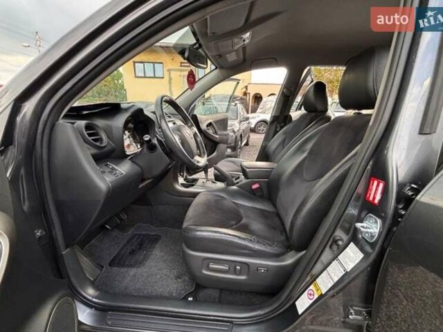 Сірий Тойота РАВ 4, об'ємом двигуна 2 л та пробігом 137 тис. км за 7700 $, фото 16 на Automoto.ua