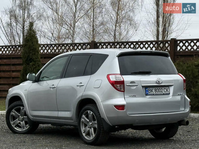 Серый Тойота РАВ 4, объемом двигателя 2.2 л и пробегом 279 тыс. км за 12600 $, фото 10 на Automoto.ua