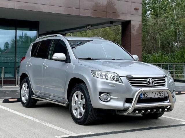 Серый Тойота РАВ 4, объемом двигателя 2.2 л и пробегом 219 тыс. км за 2900 $, фото 4 на Automoto.ua