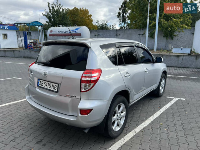 Серый Тойота РАВ 4, объемом двигателя 2.2 л и пробегом 291 тыс. км за 10699 $, фото 8 на Automoto.ua