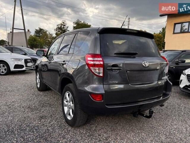 Сірий Тойота РАВ 4, об'ємом двигуна 2 л та пробігом 137 тис. км за 7700 $, фото 7 на Automoto.ua