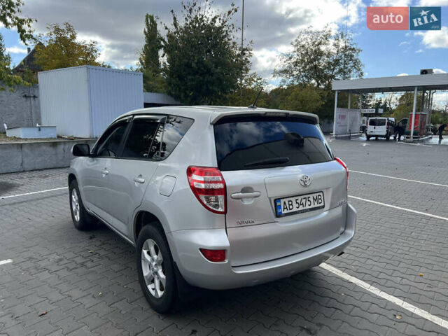 Серый Тойота РАВ 4, объемом двигателя 2.2 л и пробегом 291 тыс. км за 10699 $, фото 6 на Automoto.ua