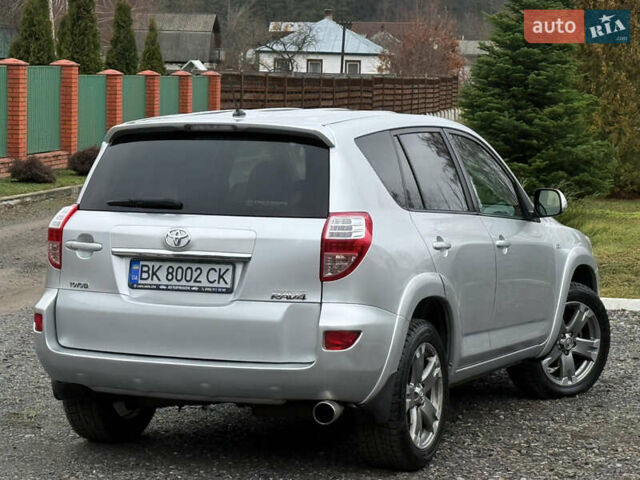Серый Тойота РАВ 4, объемом двигателя 2.2 л и пробегом 279 тыс. км за 12600 $, фото 11 на Automoto.ua