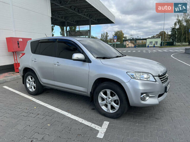Серый Тойота РАВ 4, объемом двигателя 2.2 л и пробегом 291 тыс. км за 10699 $, фото 11 на Automoto.ua