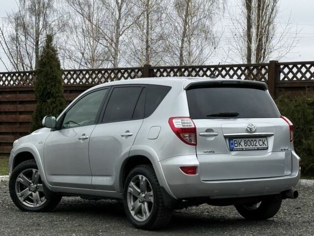 Серый Тойота РАВ 4, объемом двигателя 2.2 л и пробегом 279 тыс. км за 12600 $, фото 7 на Automoto.ua