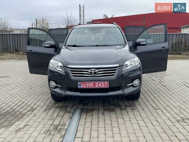 Серый Тойота РАВ 4, объемом двигателя 2.2 л и пробегом 288 тыс. км за 13200 $, фото 37 на Automoto.ua