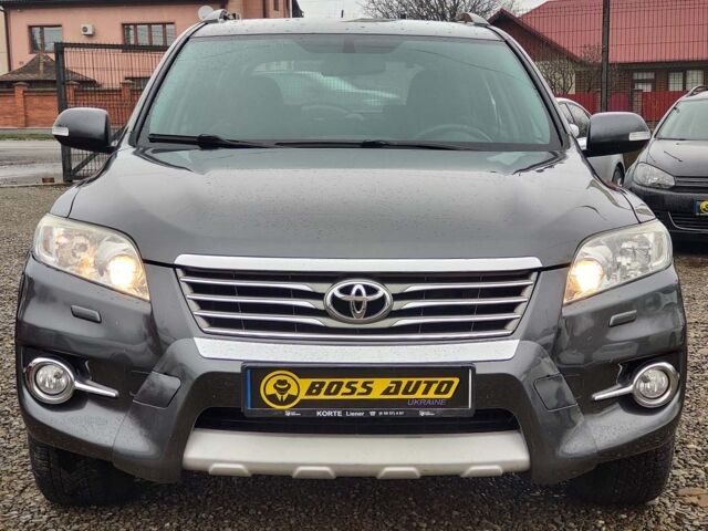 Серый Тойота РАВ 4, объемом двигателя 2.2 л и пробегом 168 тыс. км за 14100 $, фото 1 на Automoto.ua