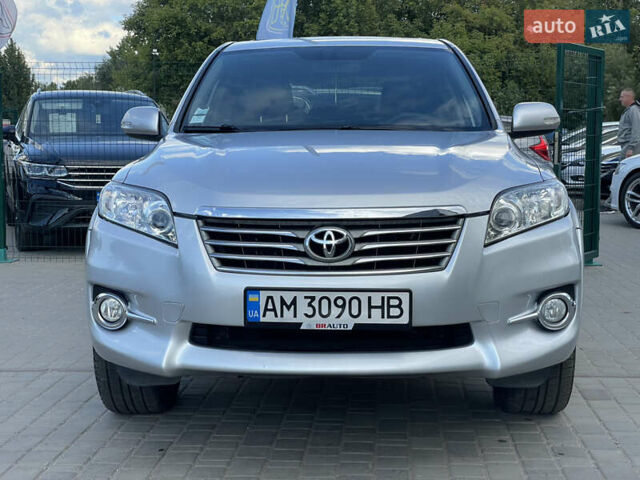 Серый Тойота РАВ 4, объемом двигателя 2.2 л и пробегом 251 тыс. км за 11999 $, фото 4 на Automoto.ua