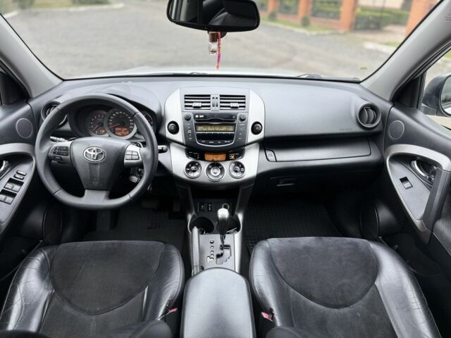 Серый Тойота РАВ 4, объемом двигателя 2.2 л и пробегом 279 тыс. км за 12600 $, фото 12 на Automoto.ua