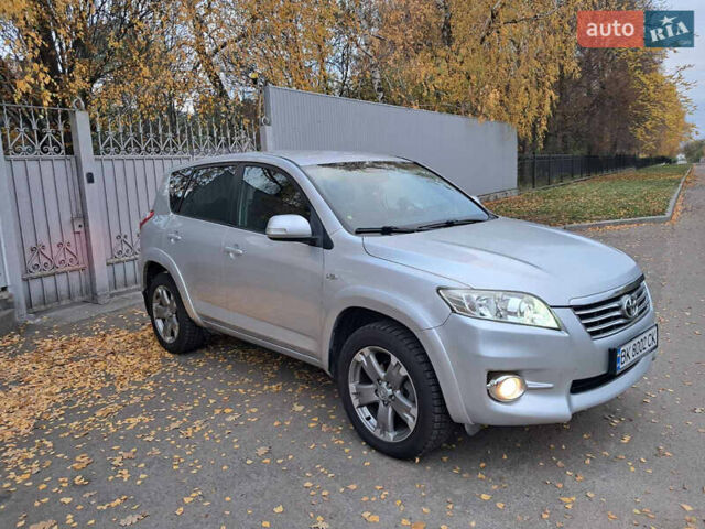 Серый Тойота РАВ 4, объемом двигателя 2.23 л и пробегом 277 тыс. км за 12800 $, фото 10 на Automoto.ua