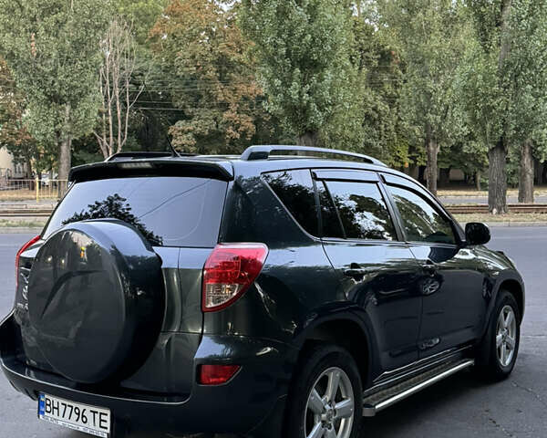 Серый Тойота РАВ 4, объемом двигателя 2.23 л и пробегом 217 тыс. км за 10900 $, фото 4 на Automoto.ua