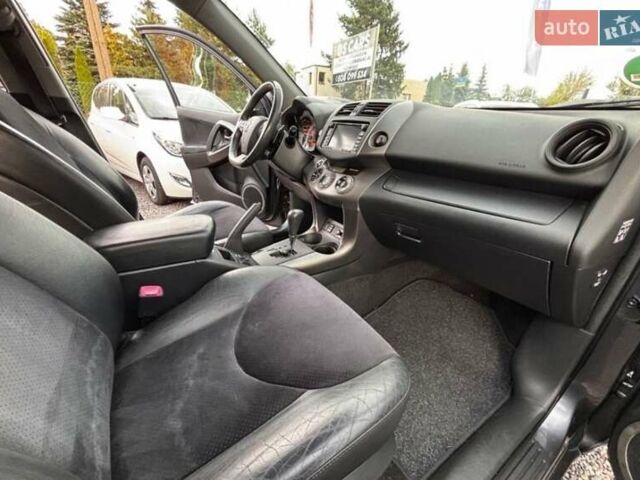 Сірий Тойота РАВ 4, об'ємом двигуна 2 л та пробігом 137 тис. км за 7700 $, фото 12 на Automoto.ua