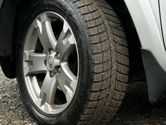 Серый Тойота РАВ 4, объемом двигателя 2.2 л и пробегом 279 тыс. км за 12600 $, фото 8 на Automoto.ua