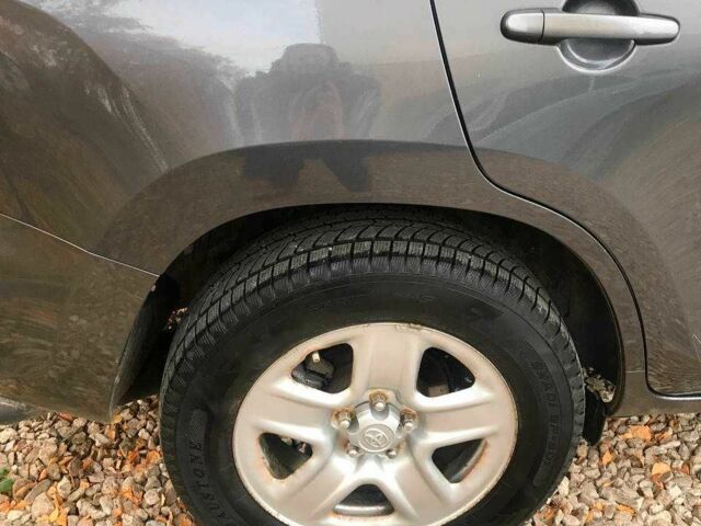 Серый Тойота РАВ 4, объемом двигателя 2.2 л и пробегом 240 тыс. км за 12300 $, фото 5 на Automoto.ua