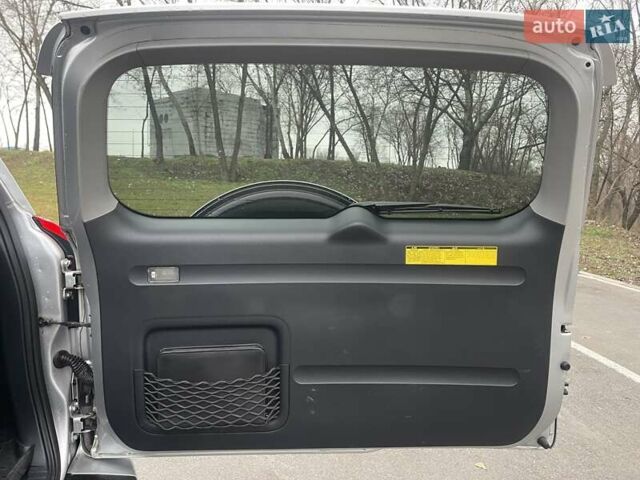 Сірий Тойота РАВ 4, об'ємом двигуна 2 л та пробігом 232 тис. км за 12900 $, фото 13 на Automoto.ua