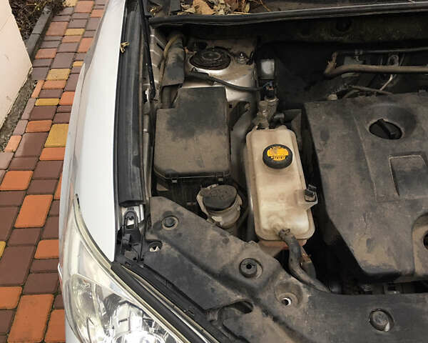 Сірий Тойота РАВ 4, об'ємом двигуна 2 л та пробігом 101 тис. км за 8500 $, фото 27 на Automoto.ua