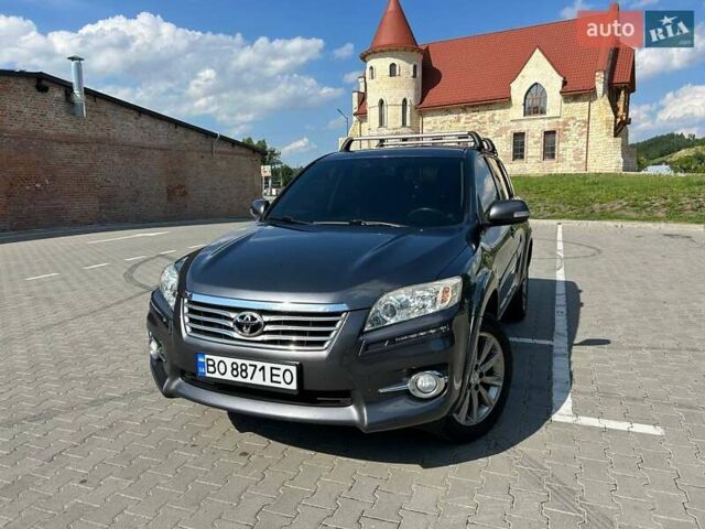 Серый Тойота РАВ 4, объемом двигателя 2.23 л и пробегом 215 тыс. км за 13799 $, фото 35 на Automoto.ua