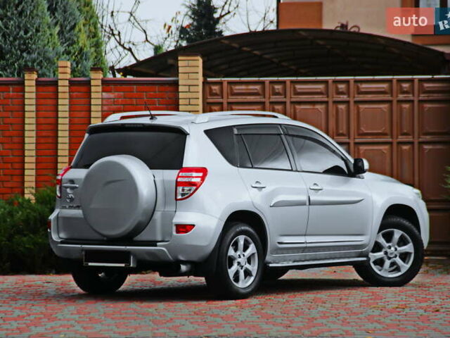 Сірий Тойота РАВ 4, об'ємом двигуна 2 л та пробігом 141 тис. км за 12750 $, фото 1 на Automoto.ua