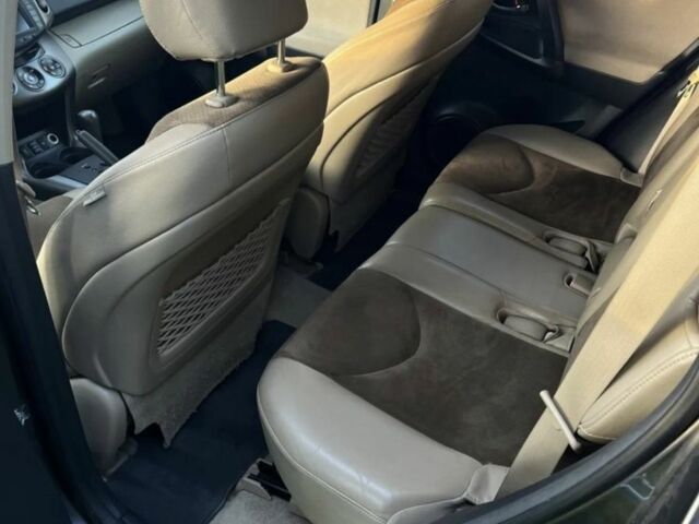 Серый Тойота РАВ 4, объемом двигателя 0 л и пробегом 198 тыс. км за 5500 $, фото 7 на Automoto.ua