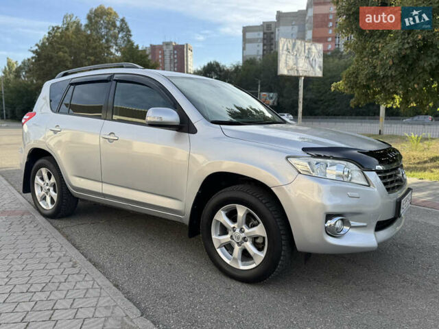 Серый Тойота РАВ 4, объемом двигателя 1.99 л и пробегом 169 тыс. км за 13400 $, фото 10 на Automoto.ua
