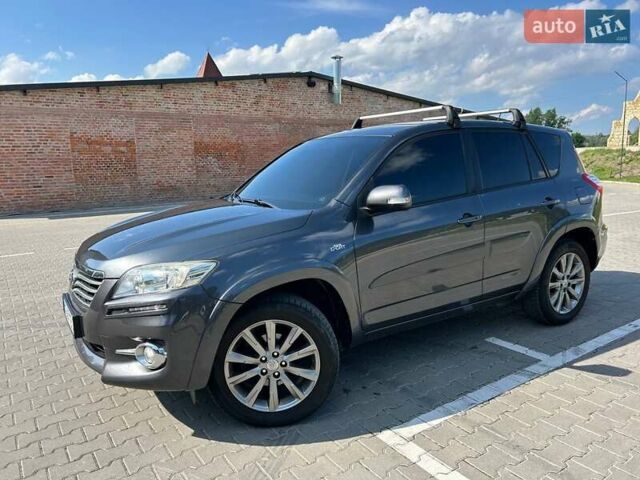 Серый Тойота РАВ 4, объемом двигателя 2.23 л и пробегом 215 тыс. км за 13799 $, фото 18 на Automoto.ua