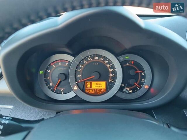 Серый Тойота РАВ 4, объемом двигателя 2.23 л и пробегом 212 тыс. км за 14500 $, фото 6 на Automoto.ua
