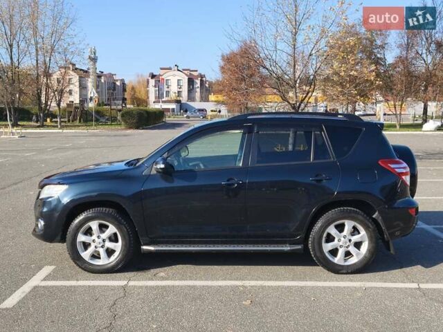 Сірий Тойота РАВ 4, об'ємом двигуна 2 л та пробігом 185 тис. км за 12500 $, фото 9 на Automoto.ua