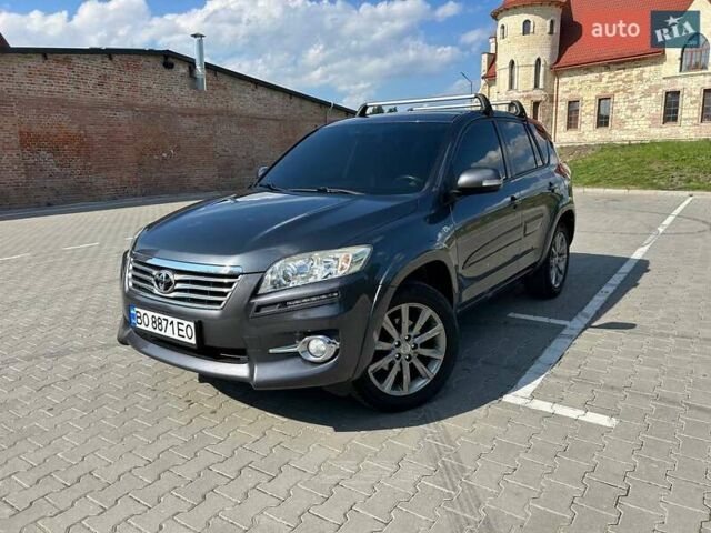 Серый Тойота РАВ 4, объемом двигателя 2.23 л и пробегом 215 тыс. км за 13799 $, фото 20 на Automoto.ua