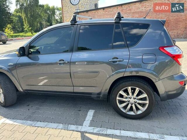Серый Тойота РАВ 4, объемом двигателя 2.23 л и пробегом 215 тыс. км за 13799 $, фото 28 на Automoto.ua