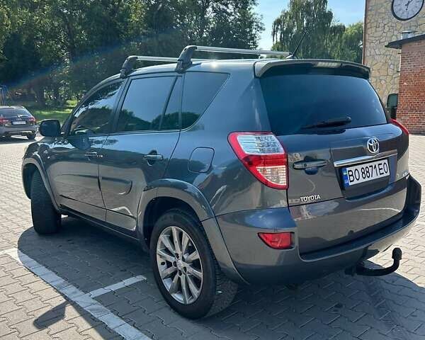 Серый Тойота РАВ 4, объемом двигателя 2.23 л и пробегом 215 тыс. км за 13799 $, фото 24 на Automoto.ua