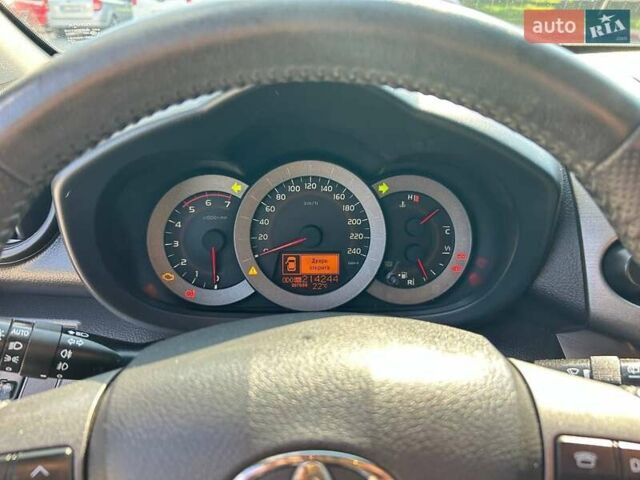 Серый Тойота РАВ 4, объемом двигателя 2.23 л и пробегом 215 тыс. км за 13799 $, фото 9 на Automoto.ua