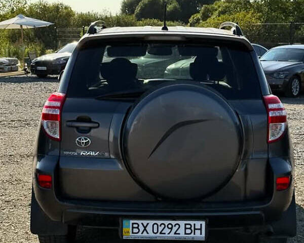 Серый Тойота РАВ 4, объемом двигателя 1.99 л и пробегом 130 тыс. км за 14700 $, фото 5 на Automoto.ua